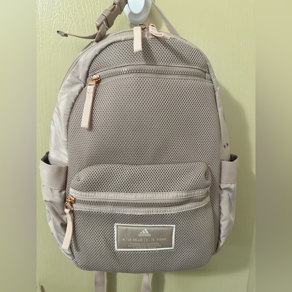 Adidas VFA Backpack - Picture 3 of 13